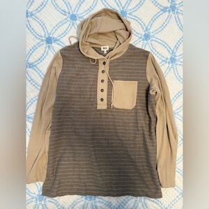 NWOT Women’s BKE hooded top